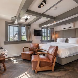 Kamer met een King Size Bed